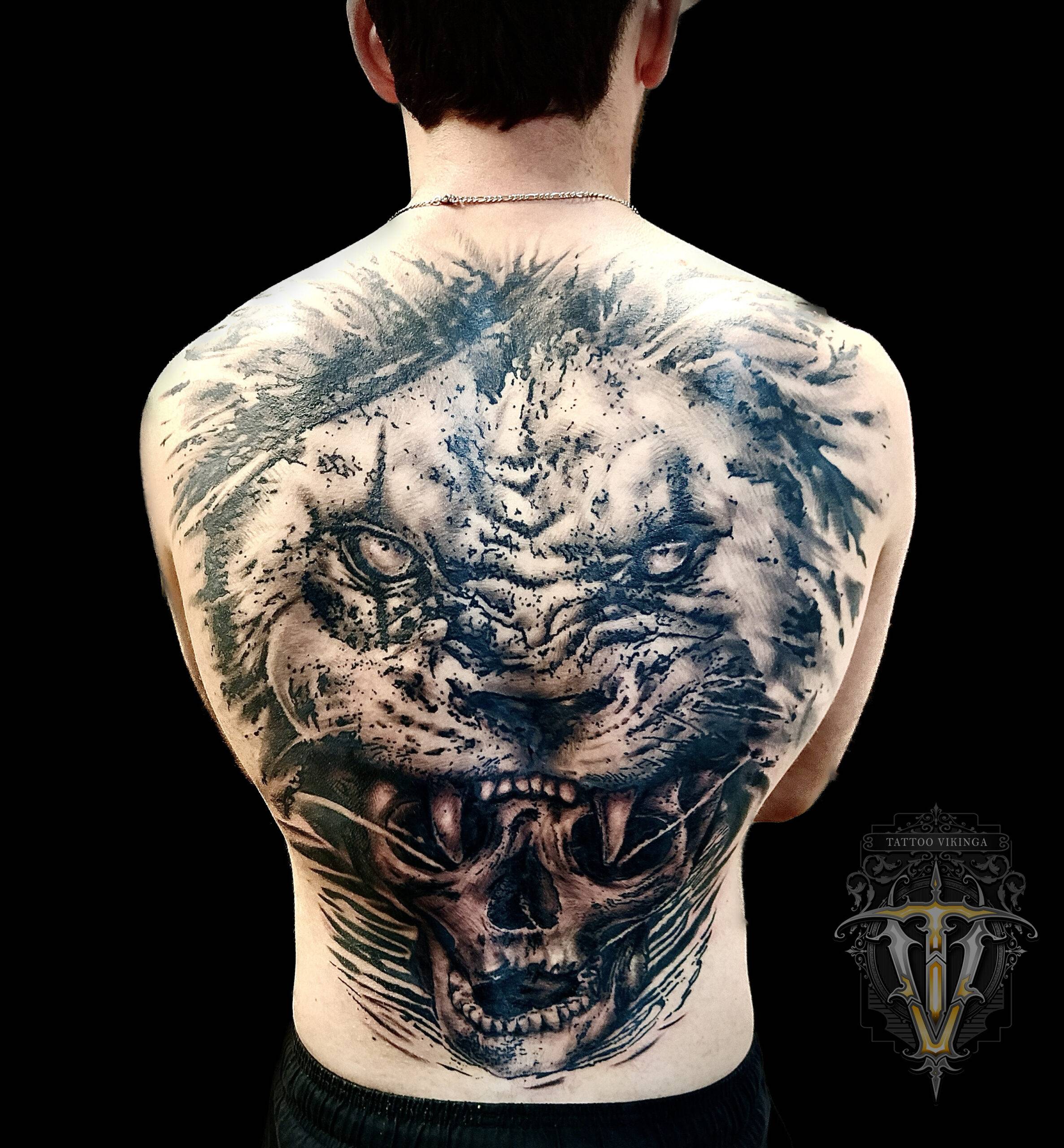 tatuaje de realismo espalda, piezas grandes para los más valientes